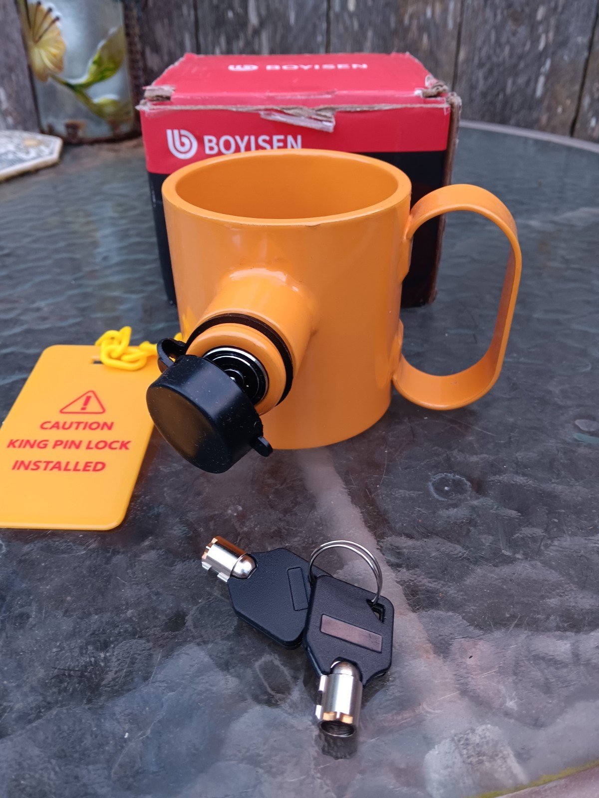 New Boysen Universal Fit King Pin Lock With 2 Keys