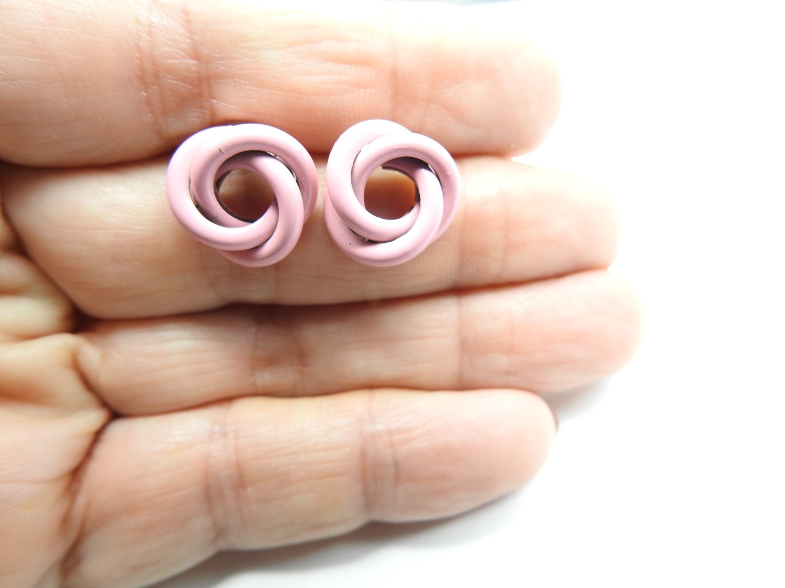 Pink Enamel Metal Knot Pierced Earrings Vintage