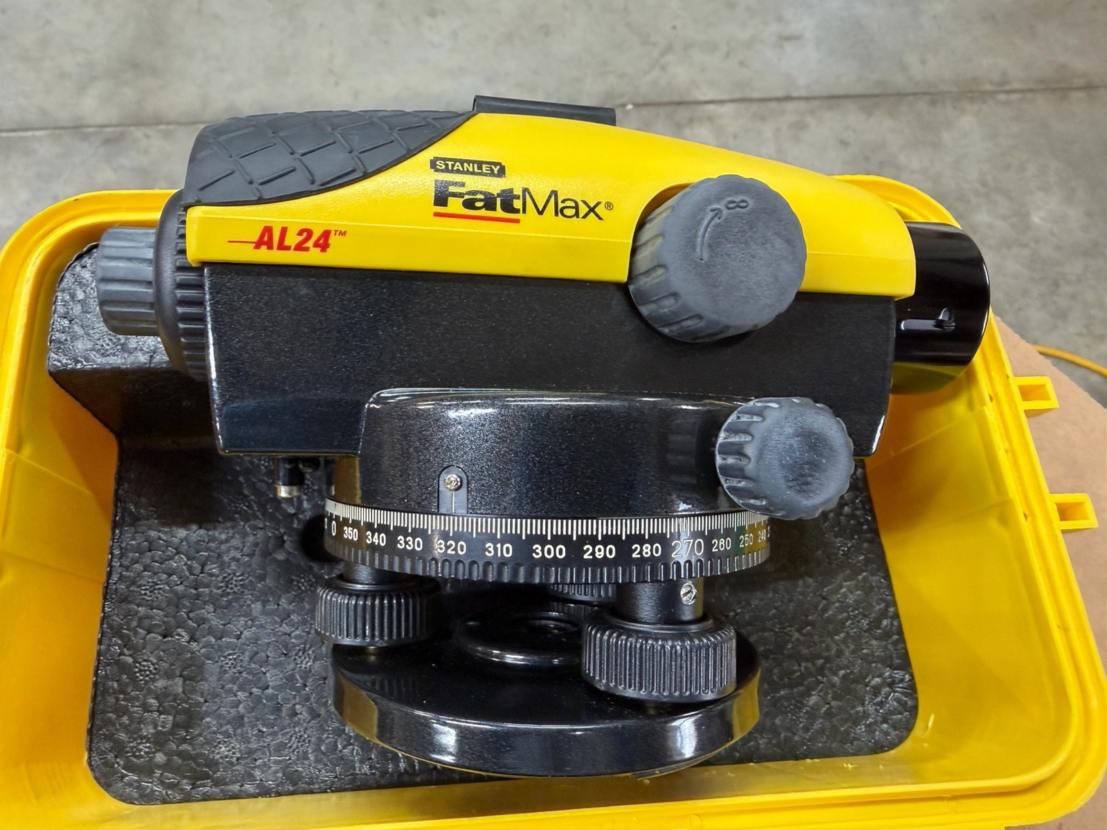 Stanley Fat Max Automatic Level Kit AL24 With Case And Manual