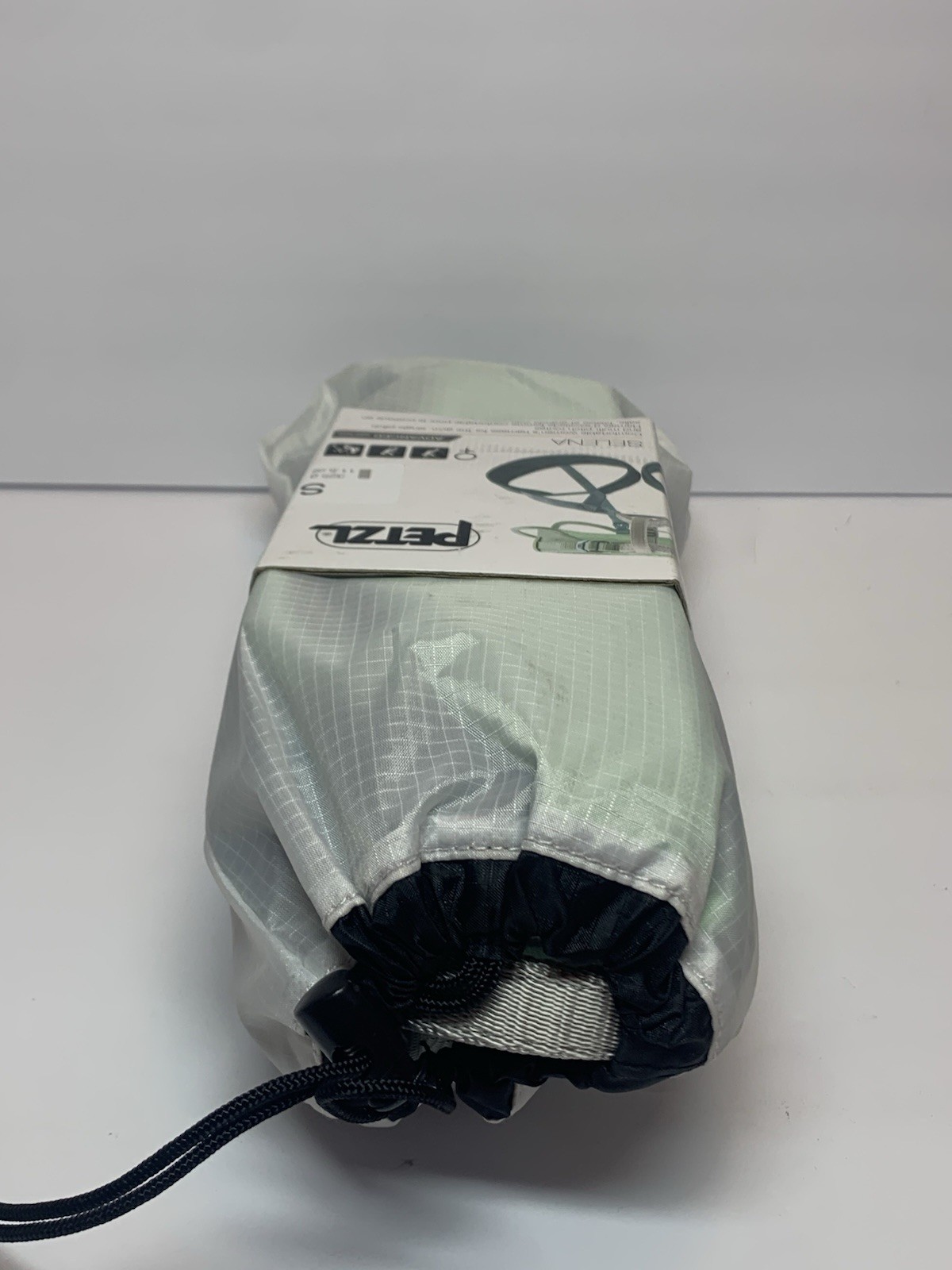 New PETZL Selena Climbing Harness ~ Mountain Bouldering Wall Gym, Women's SMALL