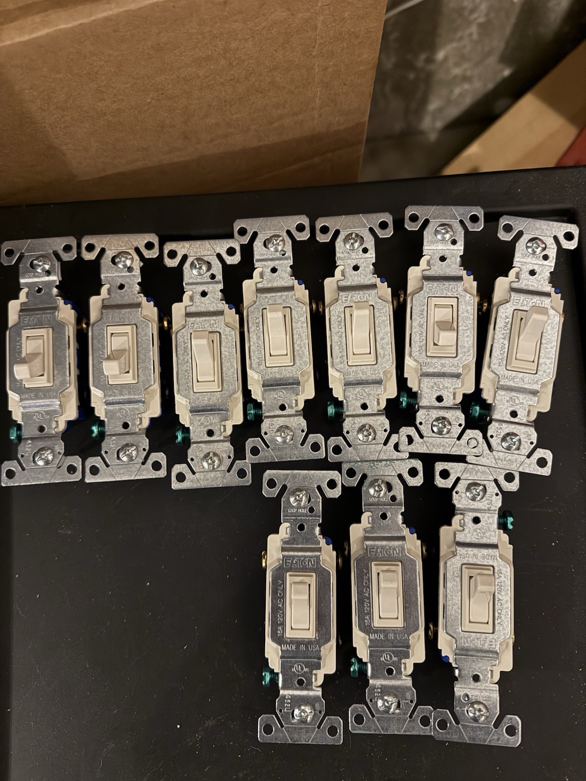 Eaton 15A 120/277V AC Single Pole Toggle On/Off Wall Switch, Ivory