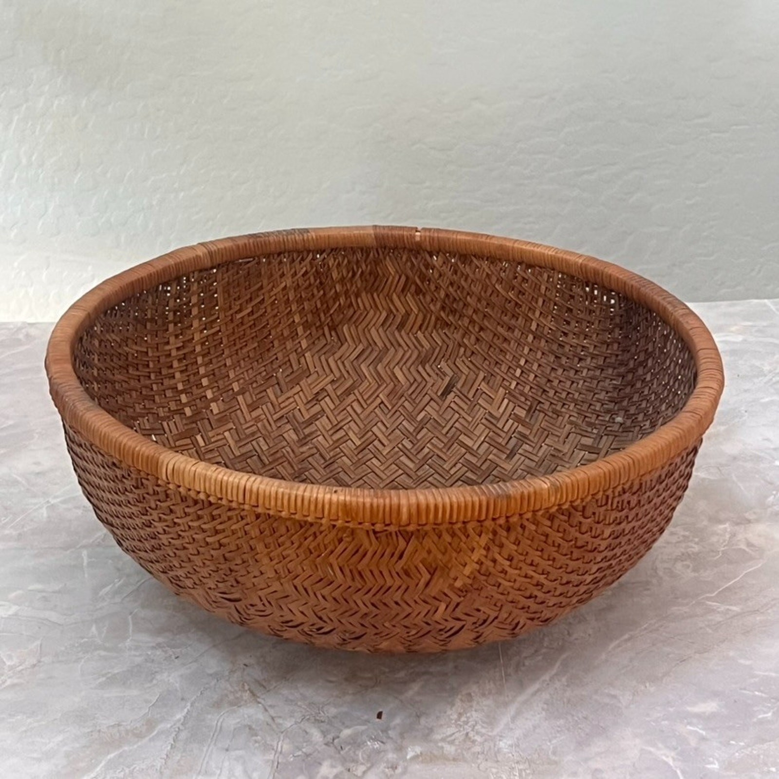 Round Bamboo Wicker Winnowing Vietnamese Basket fruit Bowl 2.5"