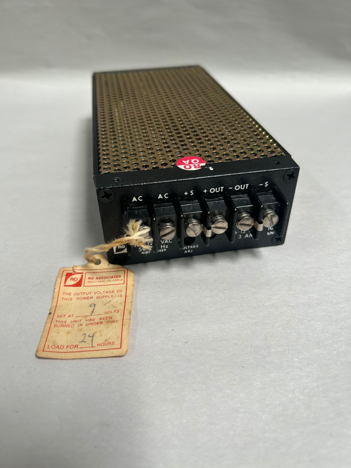 RO Associates Model 108 Electric Power Supply (A10)