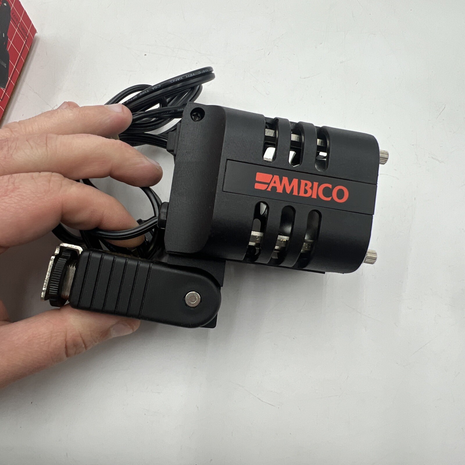 AMBICO MODEL V-0177 AC/DC VIDEO LIGHT IN BOX - TESTED EX++