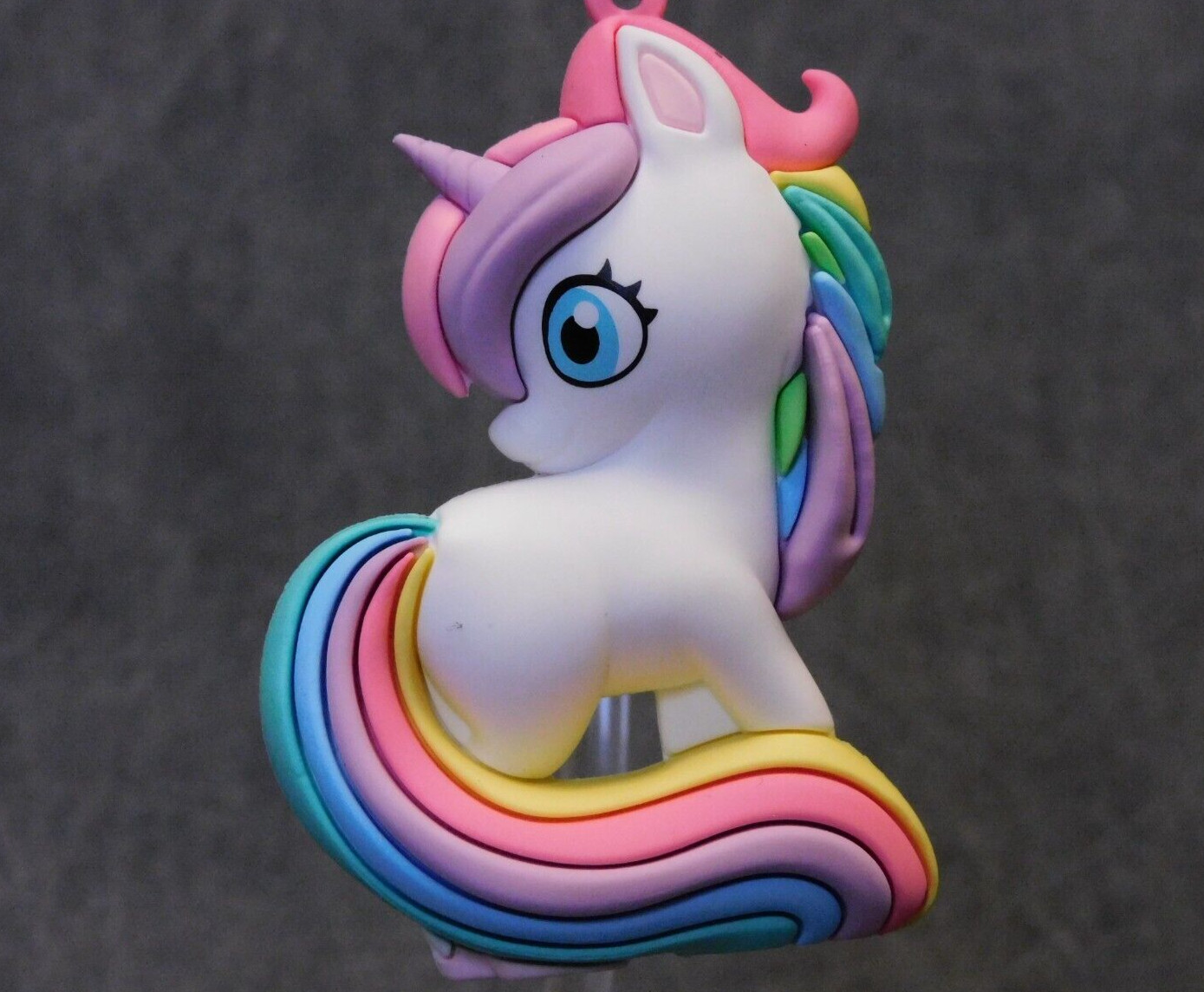 Unicorns NEW * Crystal Clip * Blind Bag Unicorn Key Chain Monogram
