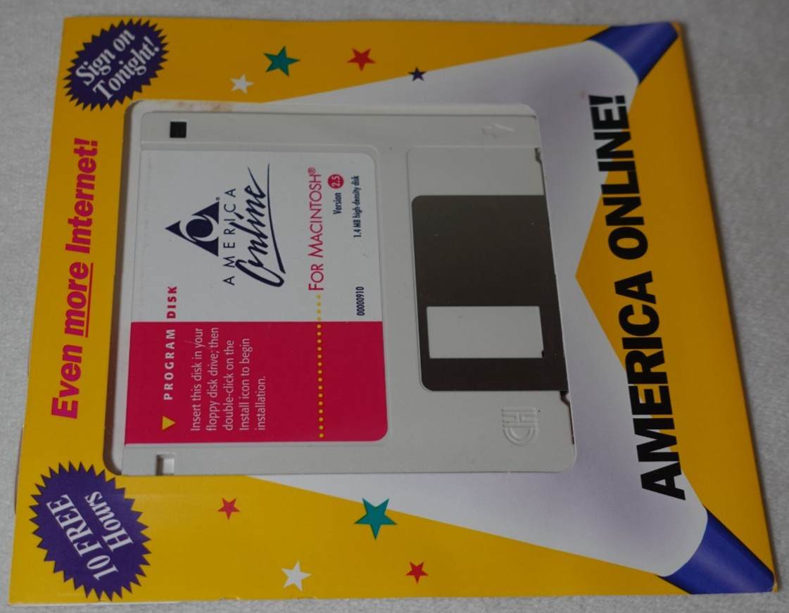America Online Macintosh Version 2.5 1990s New Sealed 3.5" Program Disk Unused