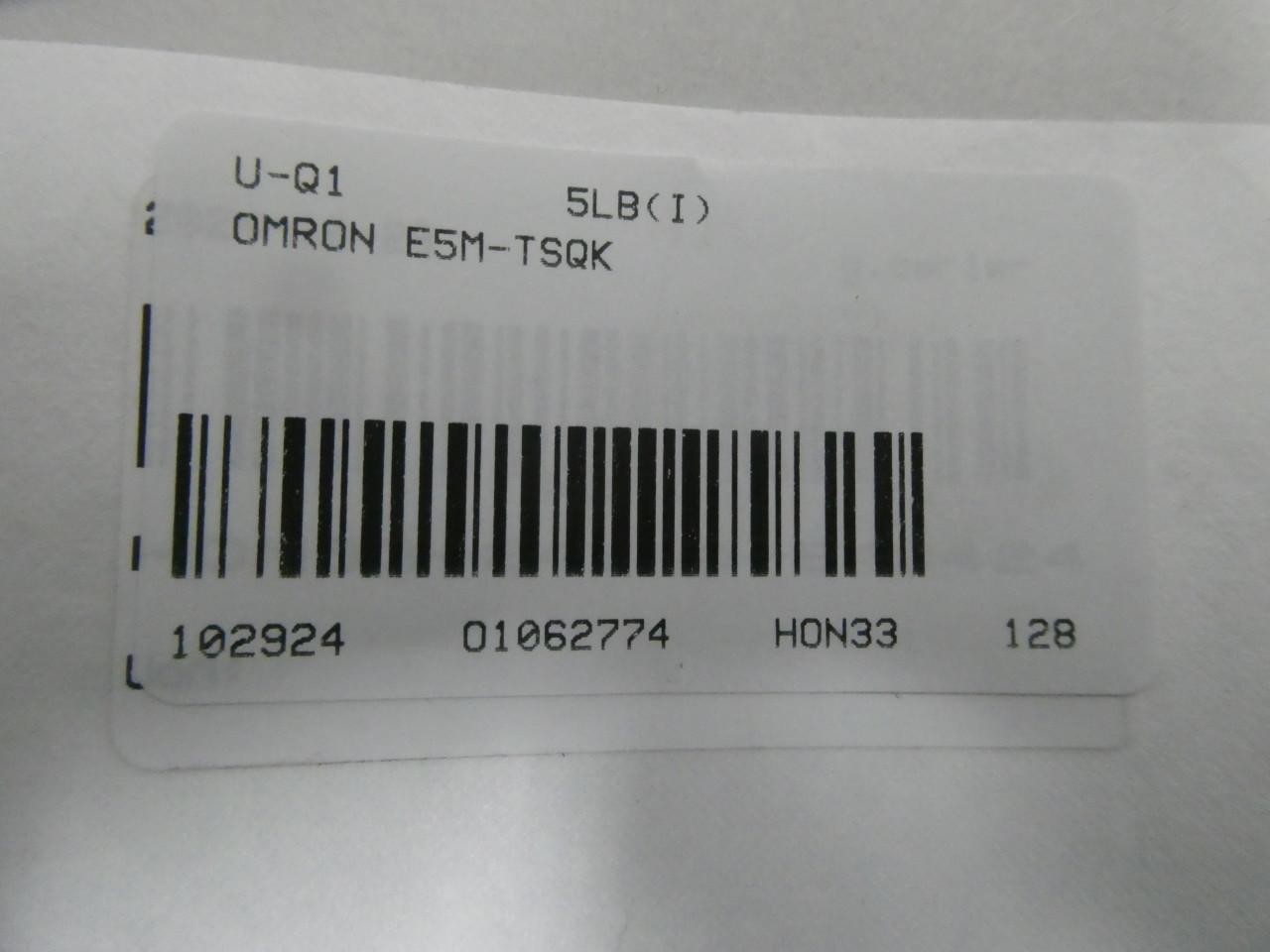 Omron E5M-TSQK Temperature Controller 24v-ac/dc