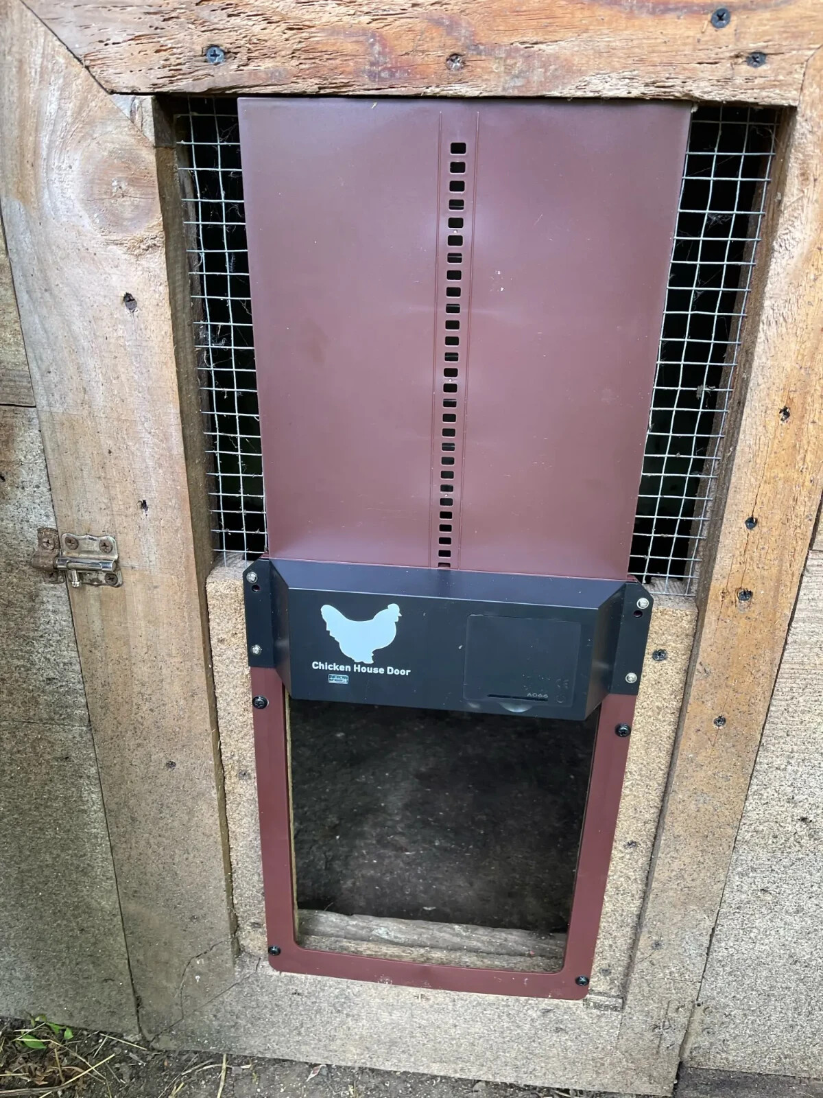 Automatic Chicken Coop Door Opener | Light Sensor, Battery Powered, Waterproof