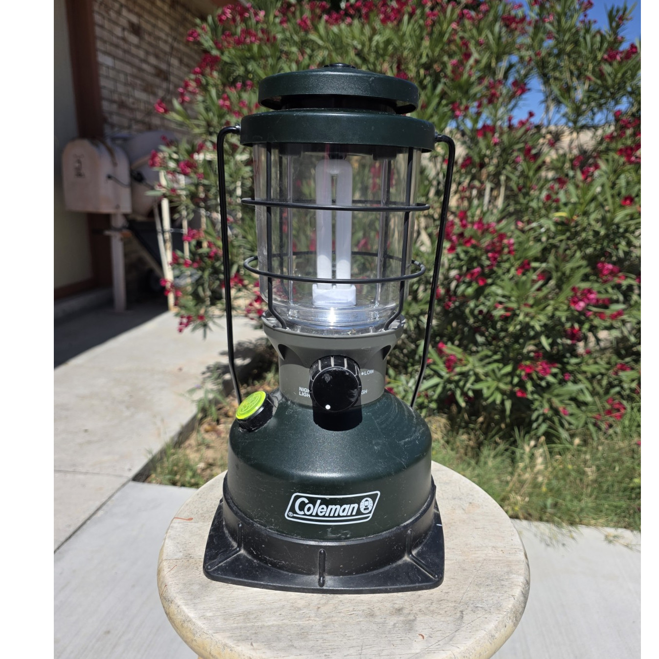 Coleman Battery Powered Cordless Handheld Camping Lantern Green