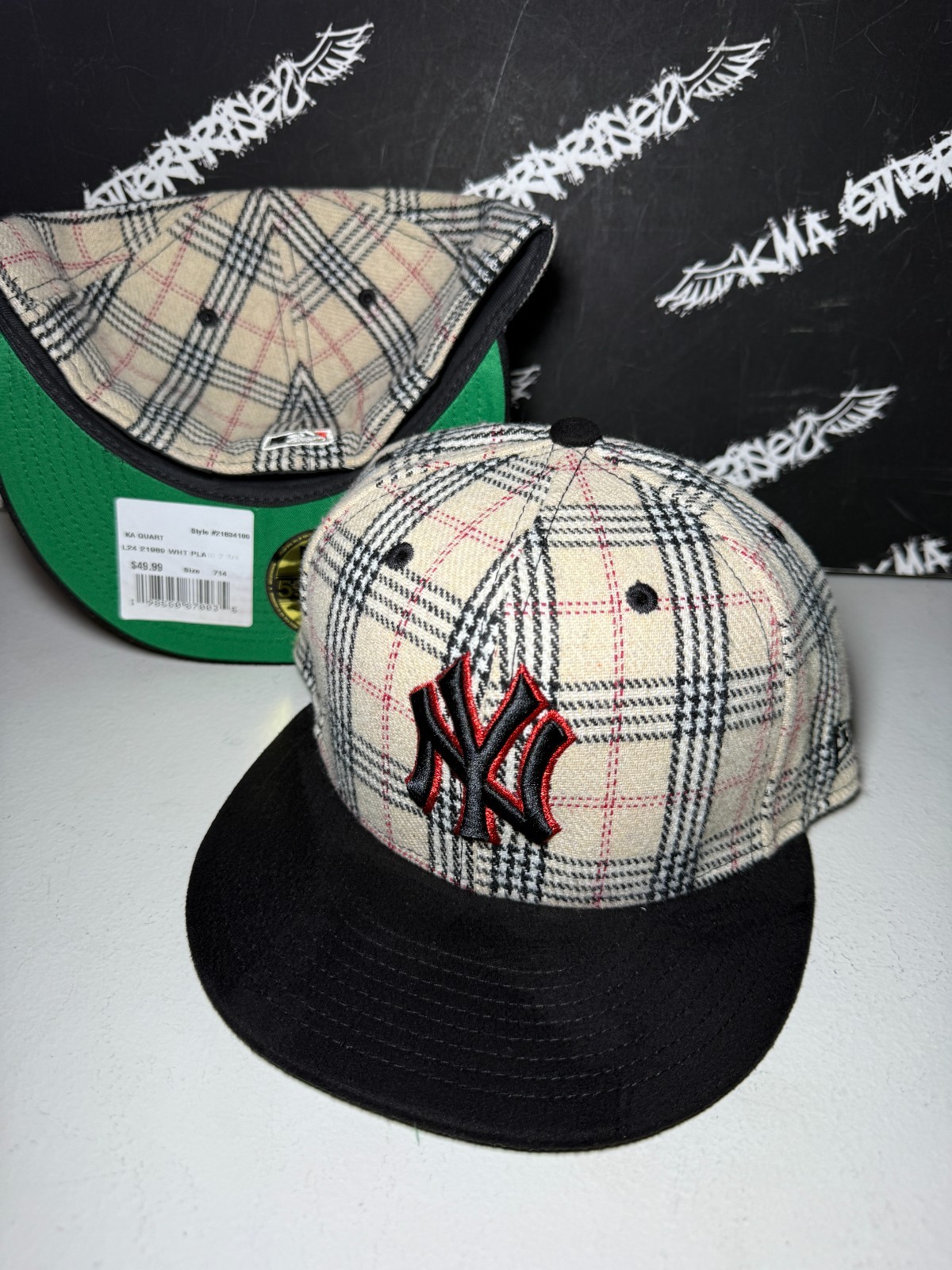 NWT New Era 59Fifty New York Yankees Tan PLAID Black Red Sand Fitted Hat MENS