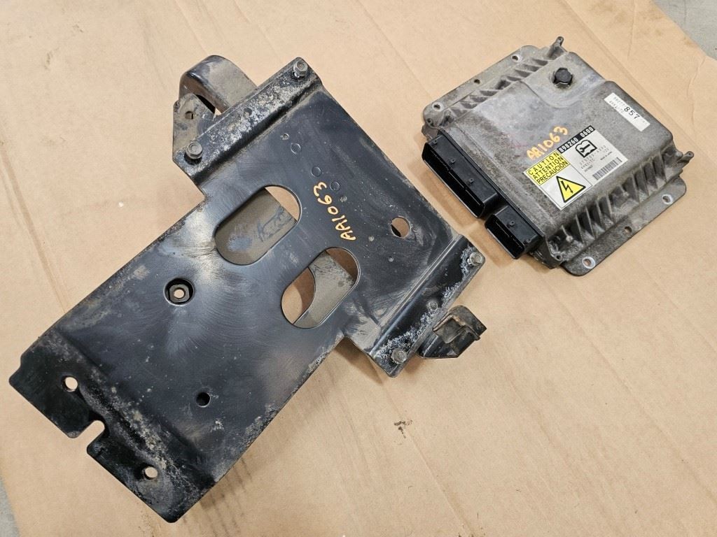 USED 2015 ISUZU NPR ENGINE CONTROL MODULE DIESEL 5.2 4HK1 898260 0600 Ship Outri