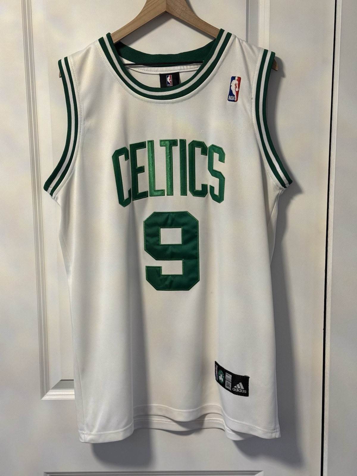 READ!!!! *FAKE* Boston Celtics Rajon Rondo Jersey #9 Size XL