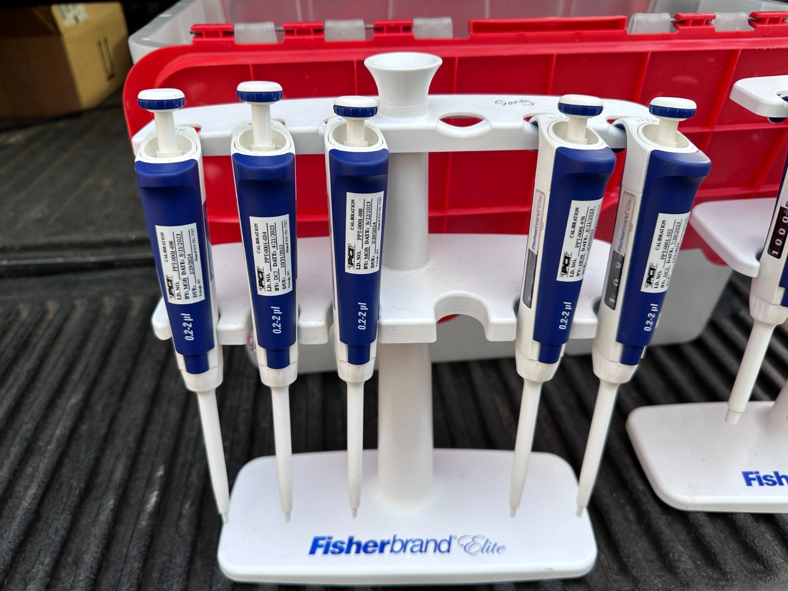 Fisherbrand Elite Adjustable Volume Pipette w/stand - 0.2-2ul - Lot of 5