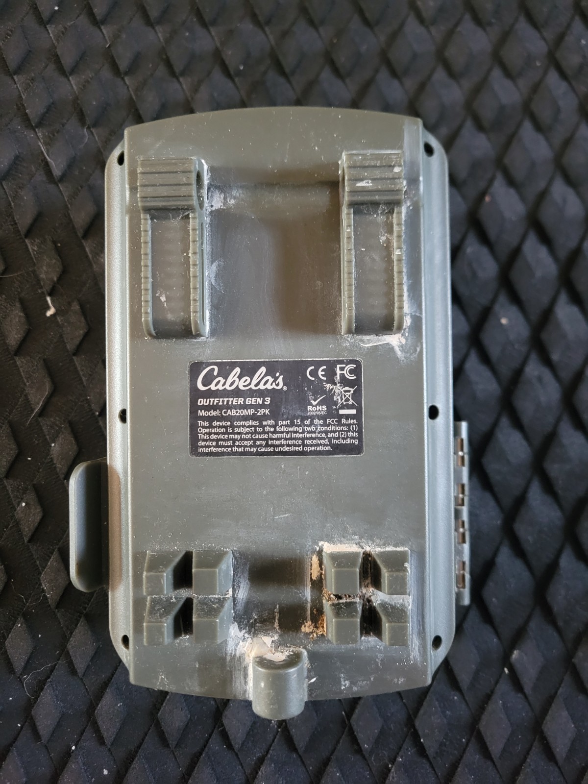 Trail Camera - Cabelas outfitter 30MP IR BLK - No GLOW