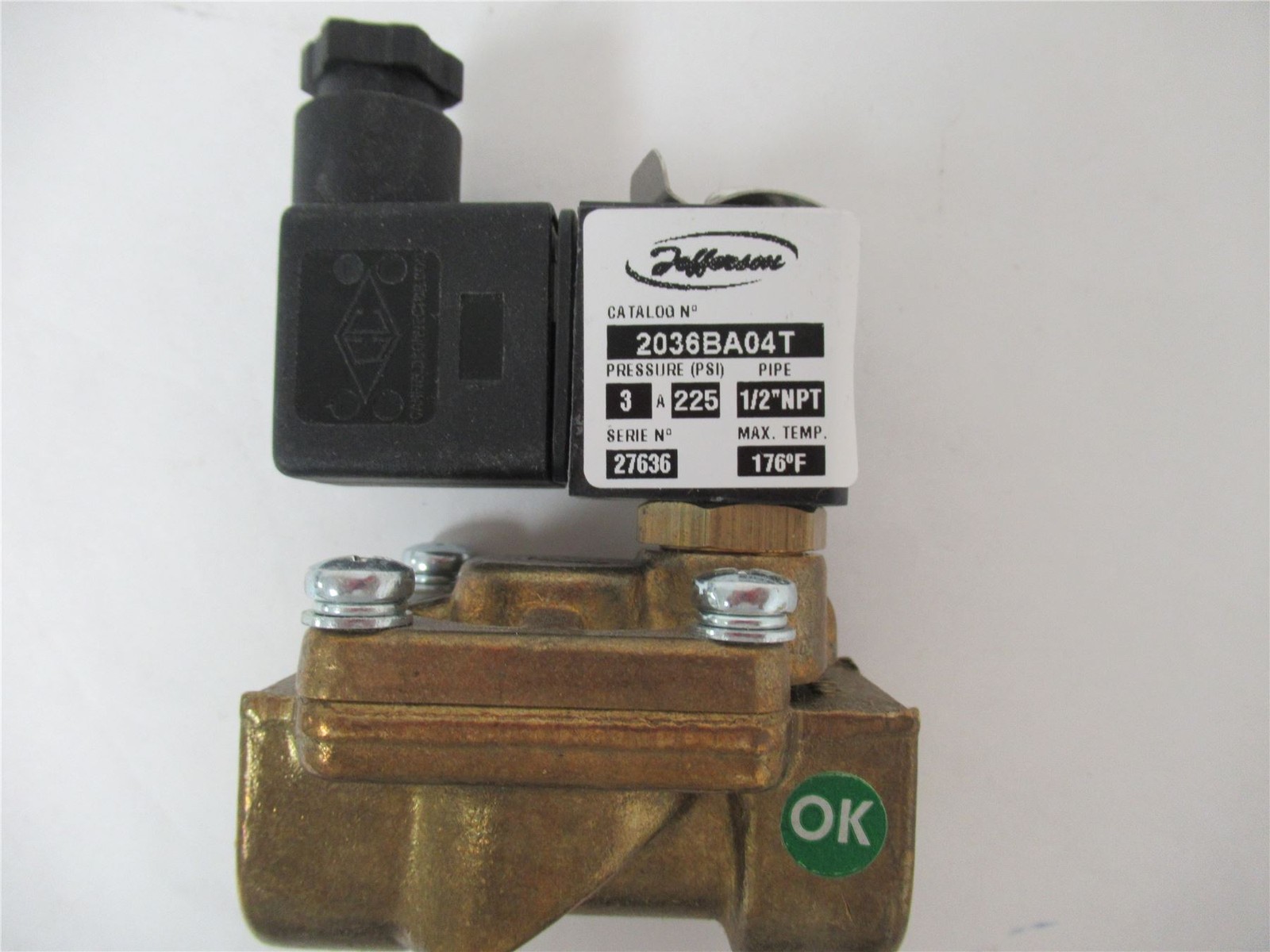 251021 New In Box; Jefferson 2036BA04T Solenoid Valve 2Ways N.Closed 1/2" NPT
