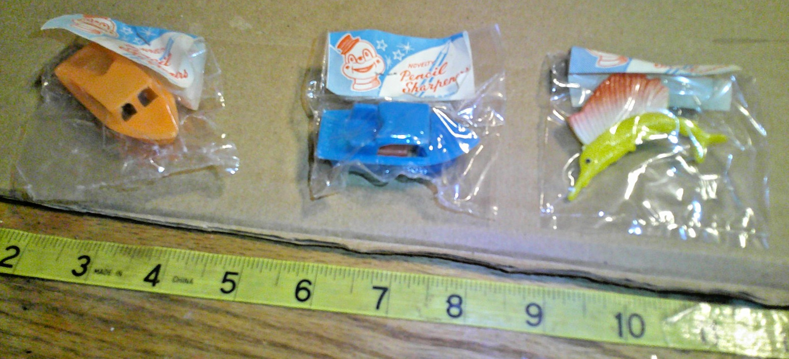 3 original vintage plastic  pencil sharpeners Hong  Kong sealed #5
