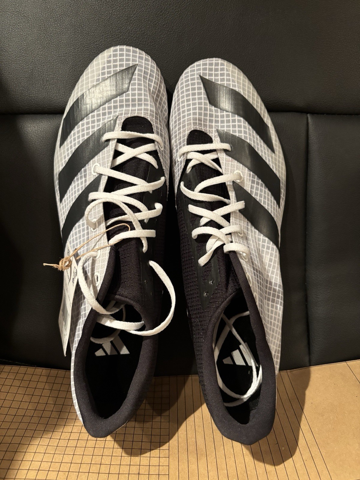 Adidas Men's Distancestar Track & Field Shoes Size 11.5 GX6682 White Black New
