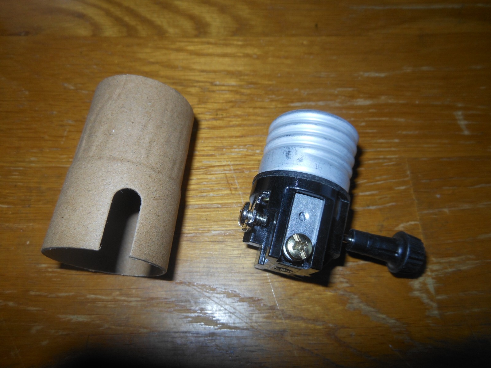 2 New 2 Circuit 3 Terminal Medium Base Lamp Socket By ADL Model D56