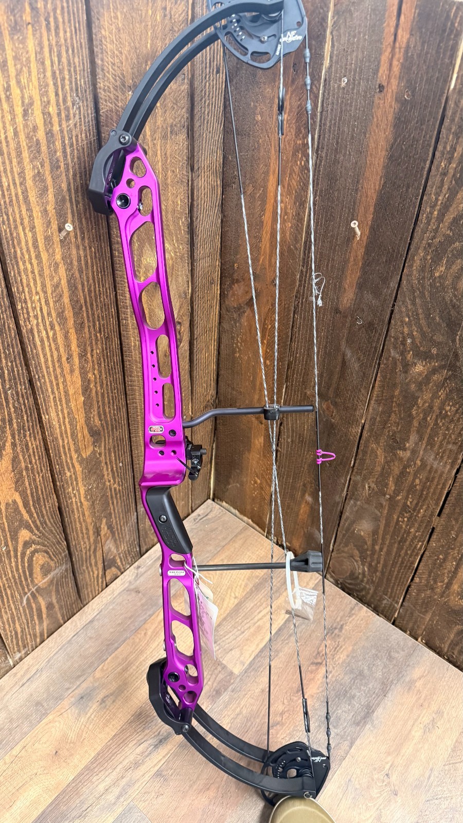 *PACKAGE* - PSE Lazer - Neon Pink - 50# - RH