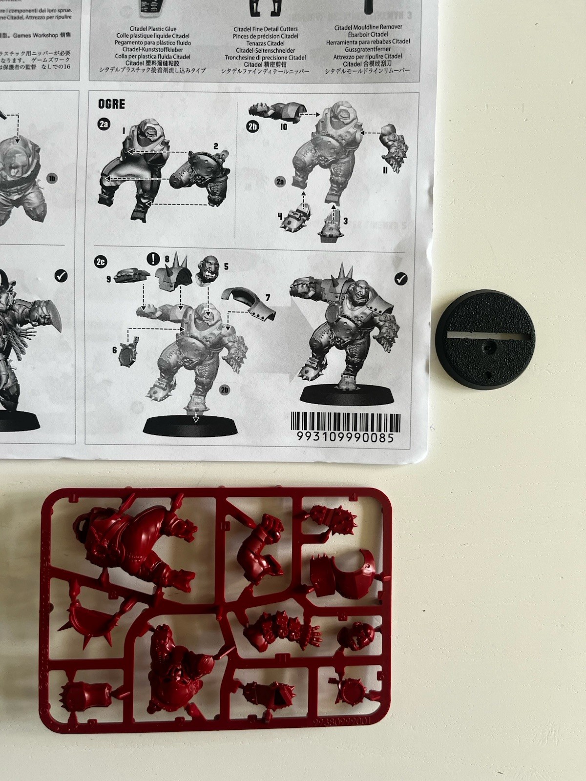Warhammer Blood Bowl Ogre New on Sprue with base.