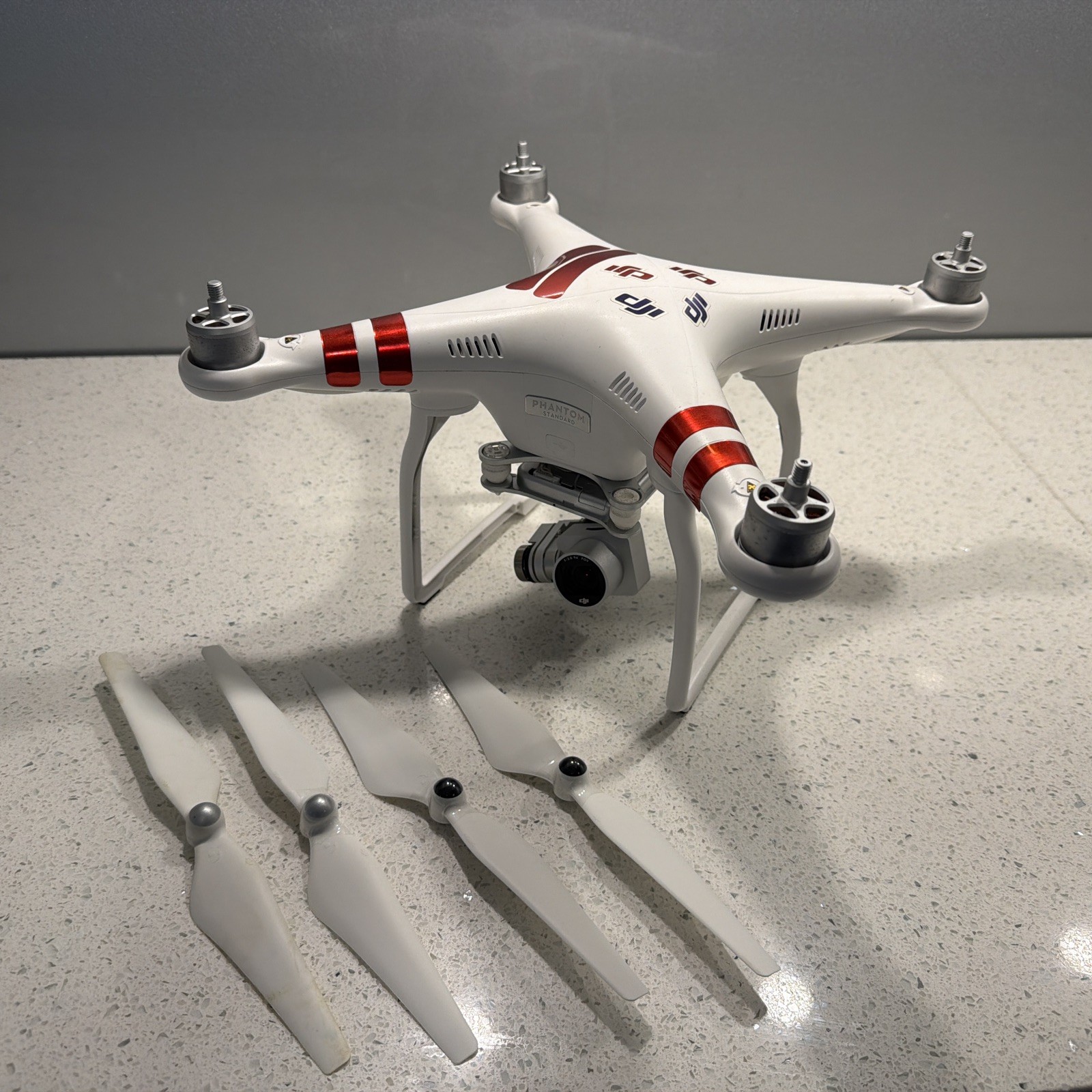 DJI Phantom 3 Quadcopter Drone - in good condition, Pl Check Description