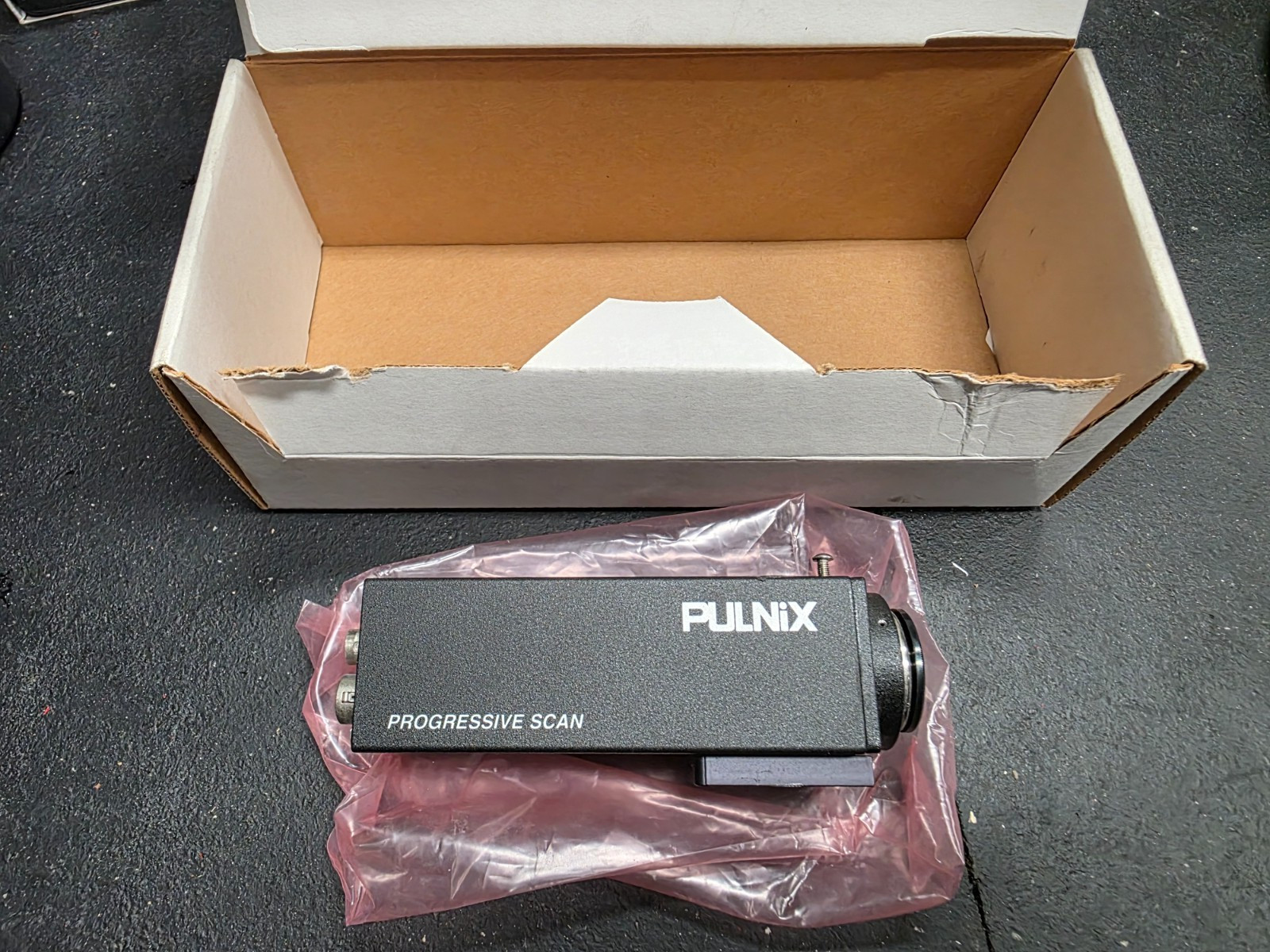 PULNiX TM-6702 Progressive Scan CCD Camera Machine Vision w/ Manual