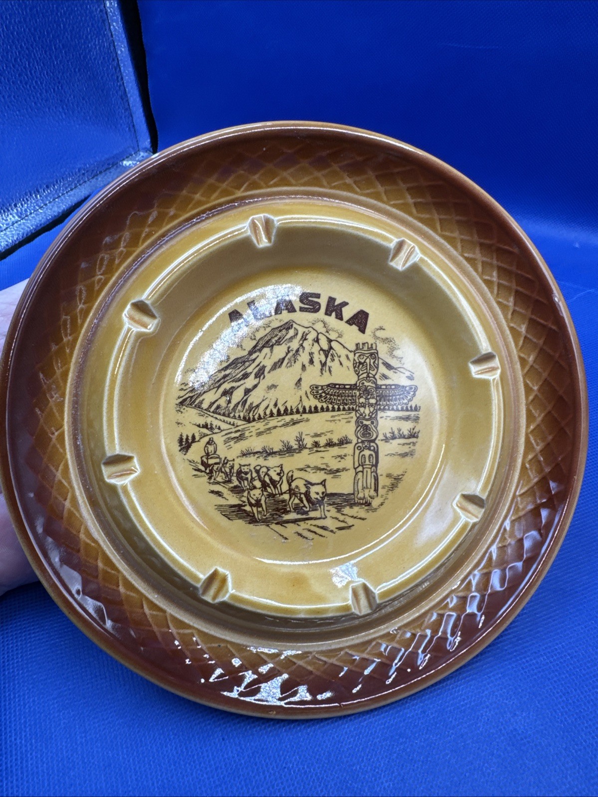Vintage Alaska Souvenir Ashtray 7 1/2 inch Made In Japan