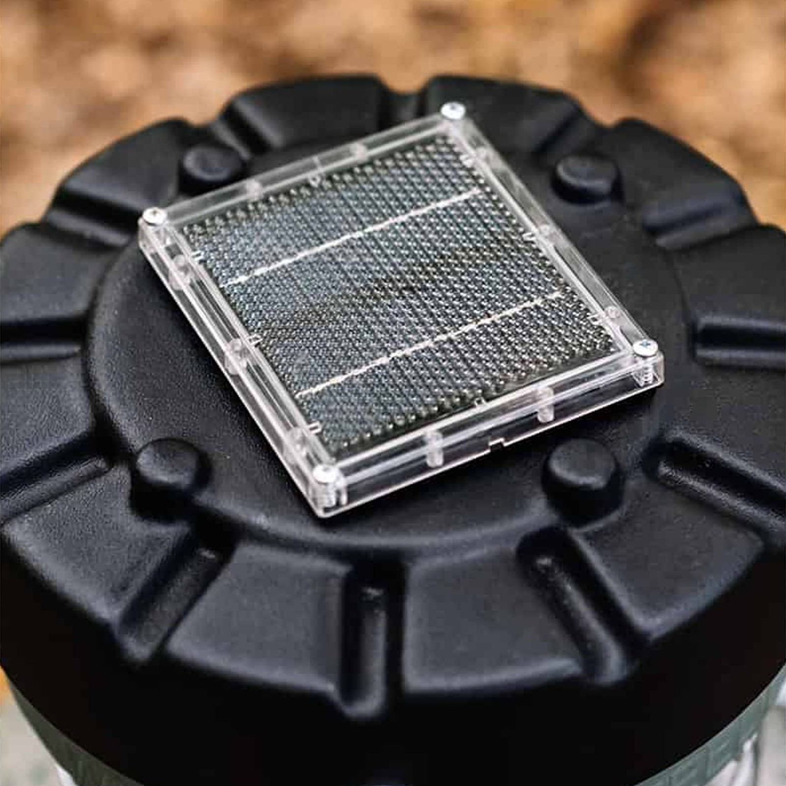 Capsule Feeder 200lb W/Base