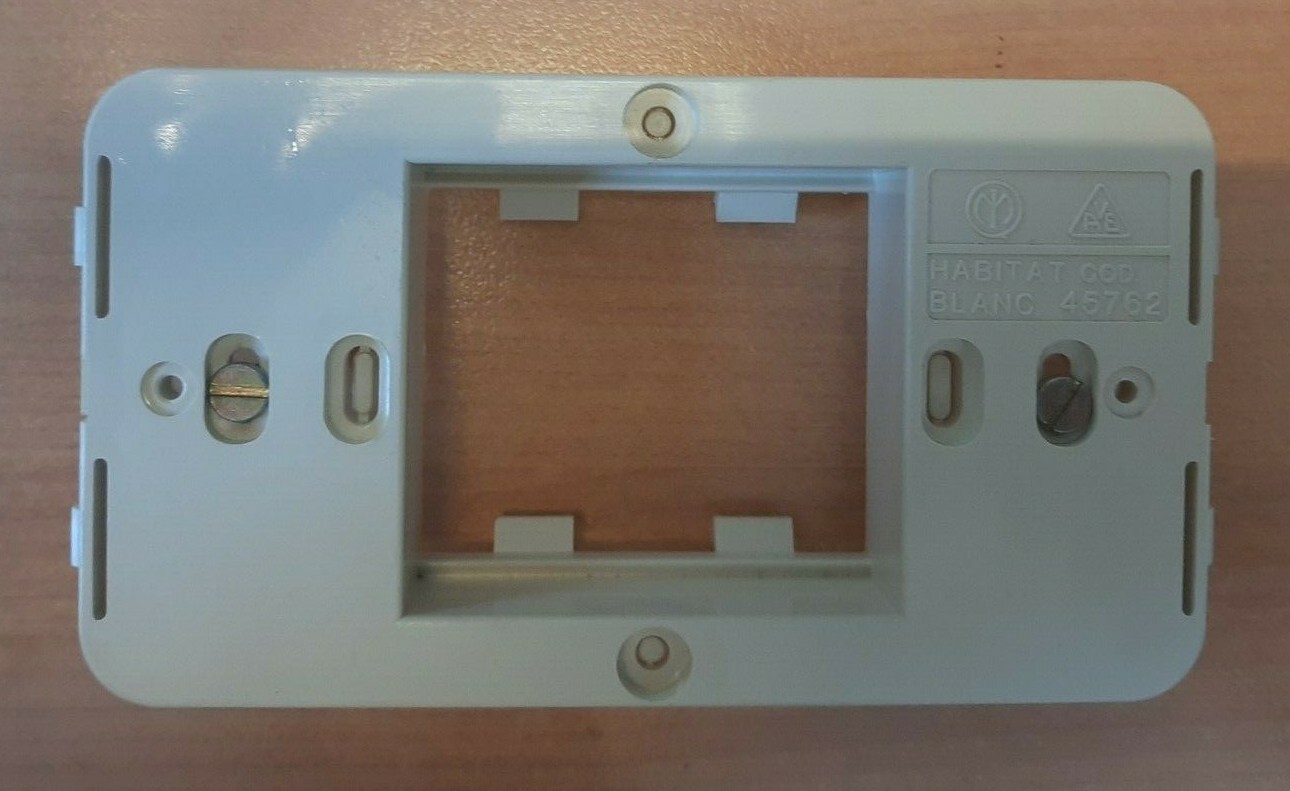 AVE 45762 BLANC HABITAT ARMOR SUPPORT 2 MOD SIDE BY SIDE RECTANGULAR BOX