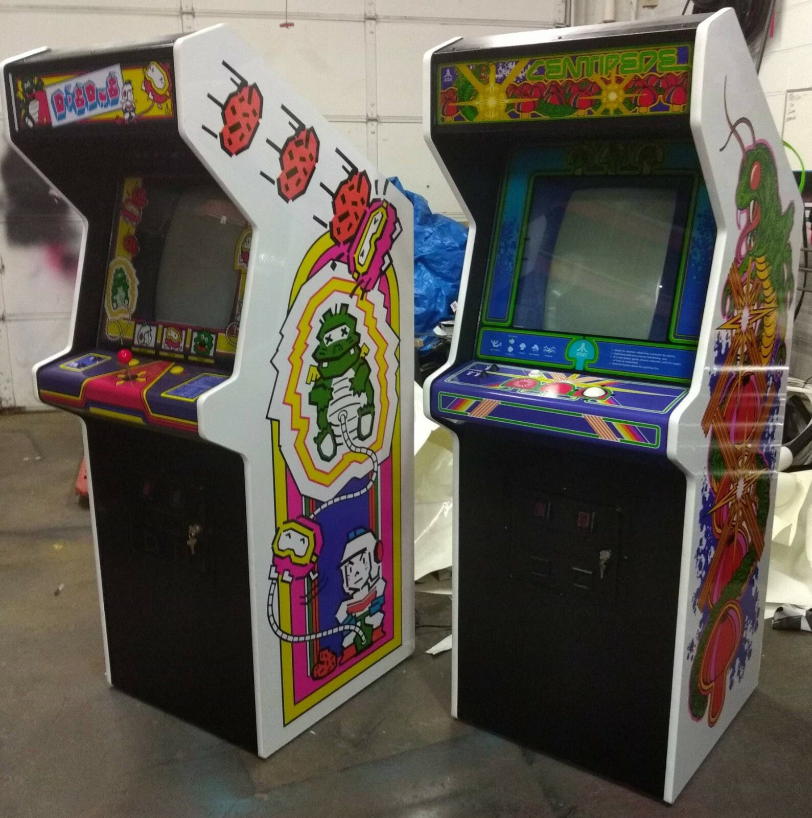 CENTIPEDE ARCADE MACHINE by ATARI (Excellent Condition) *RARE*