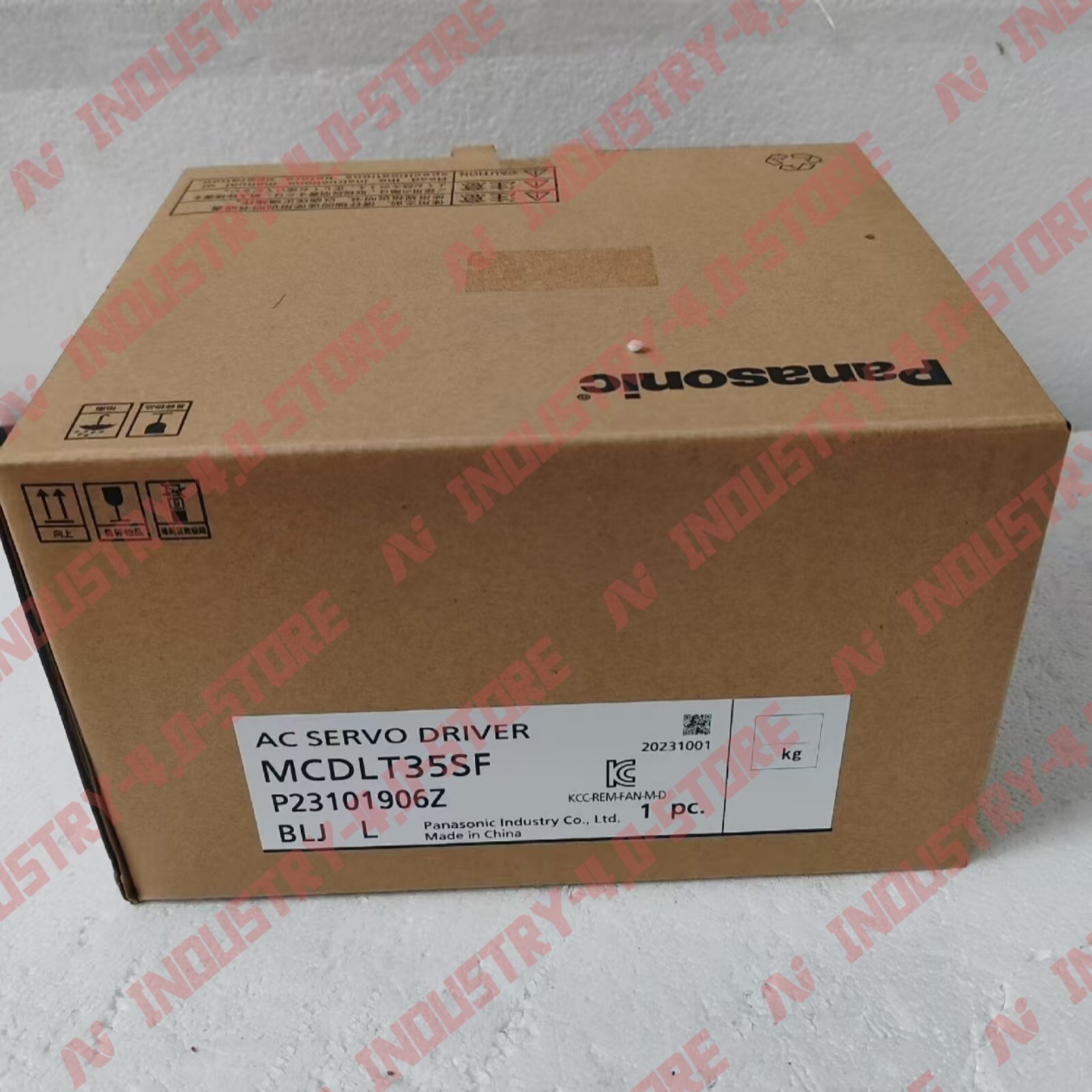 1PCS New Panasonic MCDLT35SF Servo Driver