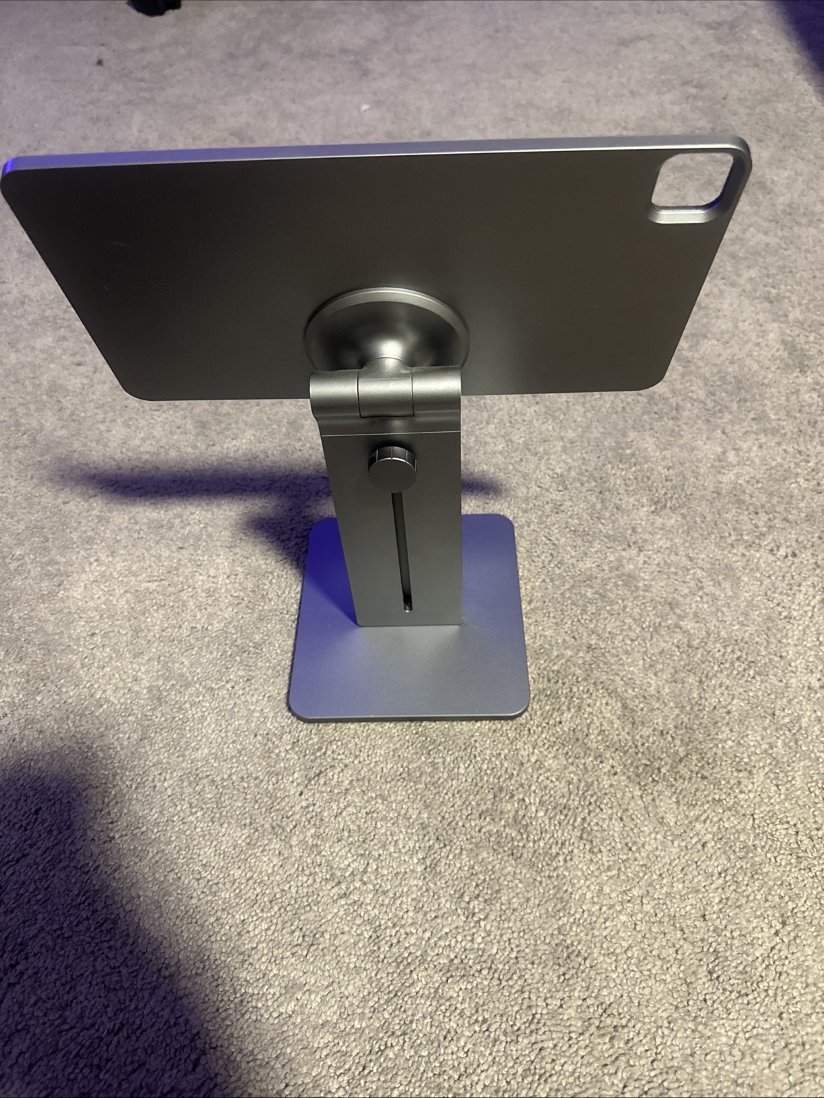 Charjen Pro MagFlott Pro iPad 12.9 V1 Adjustable iPad Stand