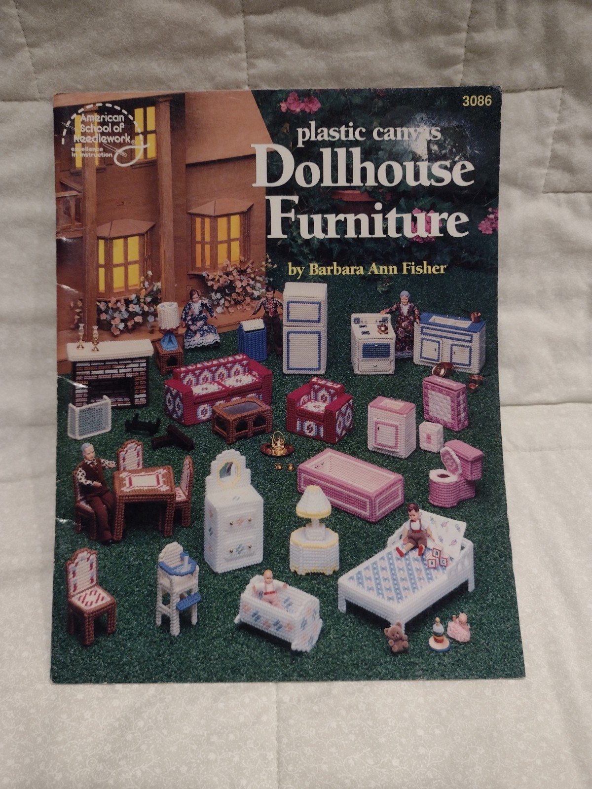 Plastic Canvas DOLLHOUSE FURNITURE Leaflet 3086 1991 for Small Dolls.