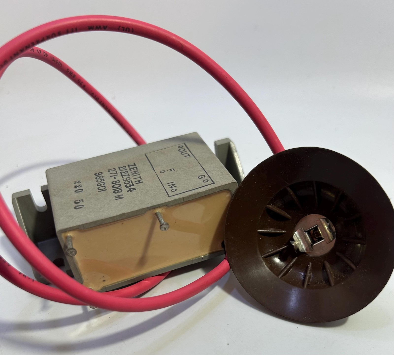 Vintage Zenith NOS Replacement Part 977-Z9534 Tripler Kit
