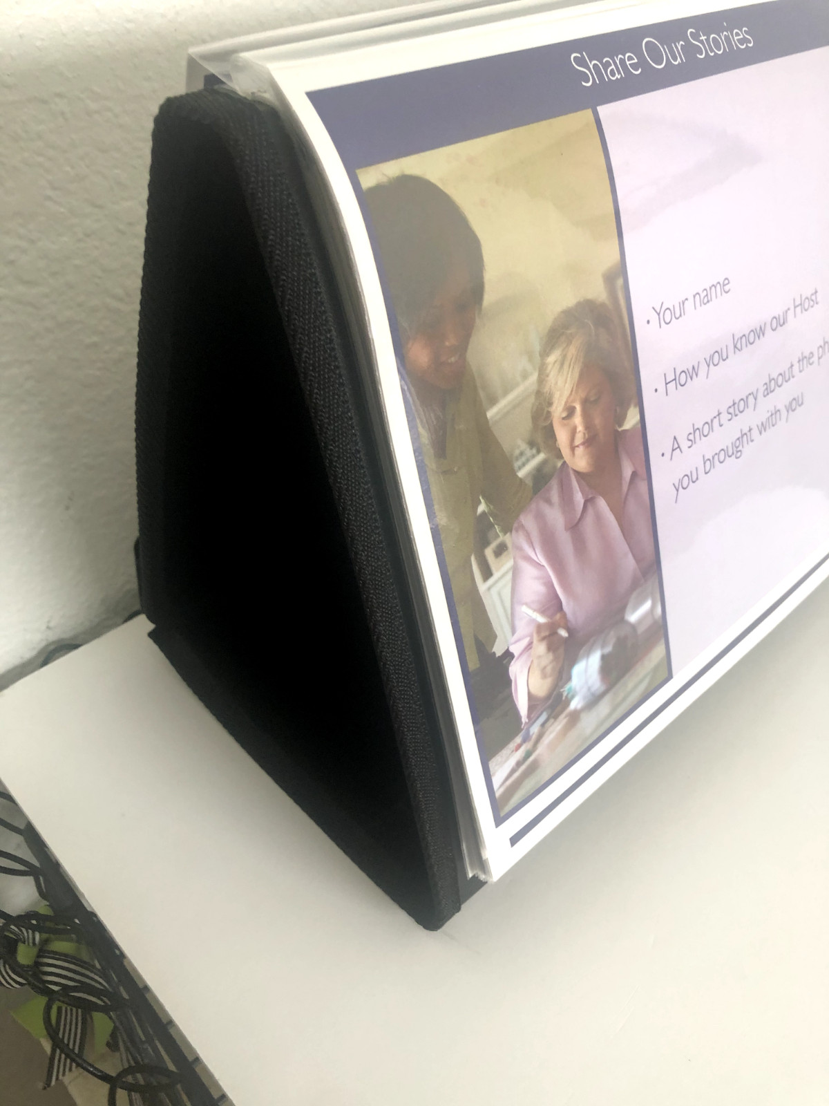 Creative Memories Black Consultant TABLE Display FOLDER Scrapbooking 20 PGS Demo