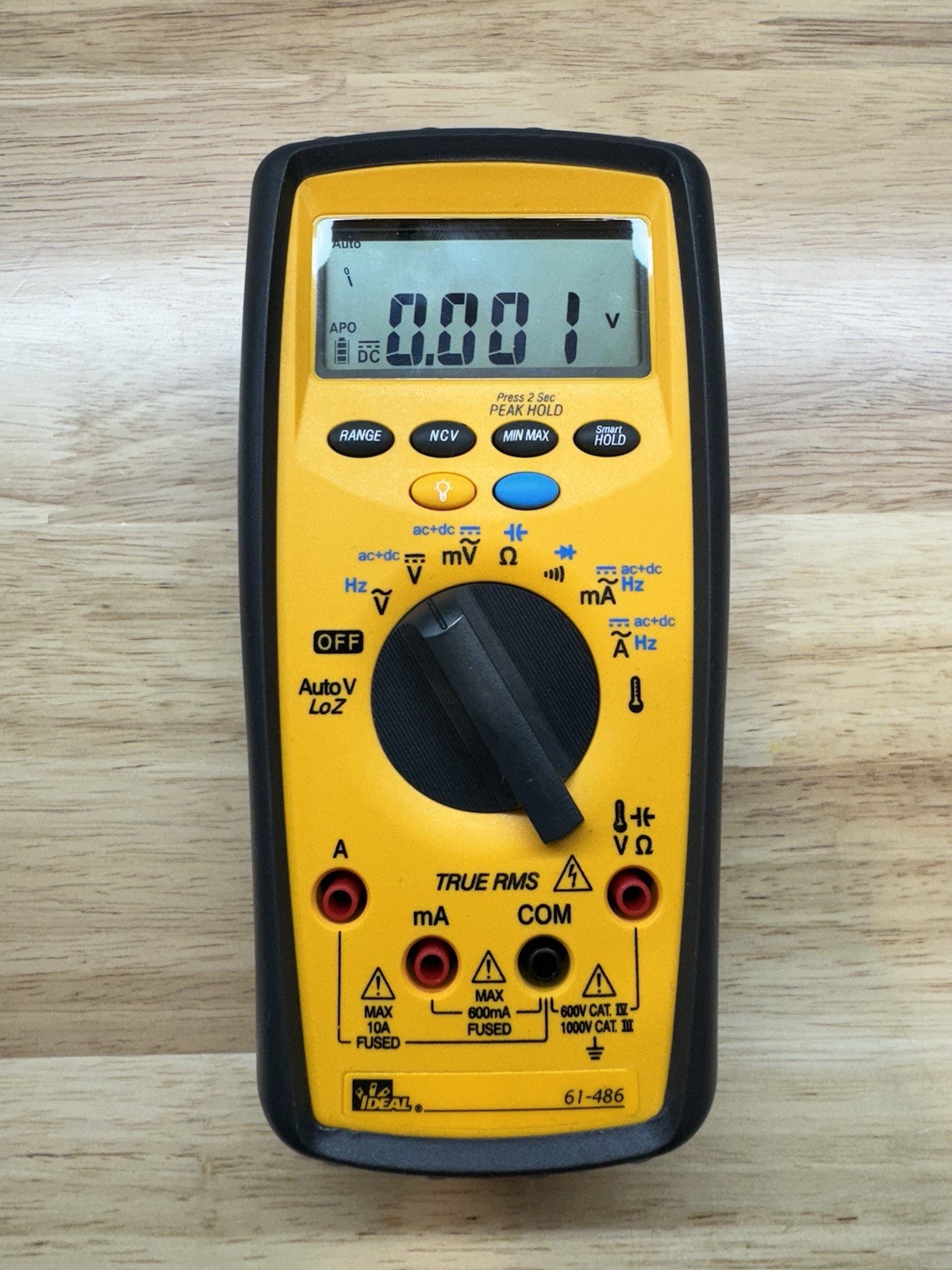 IDEAL Voltmeter