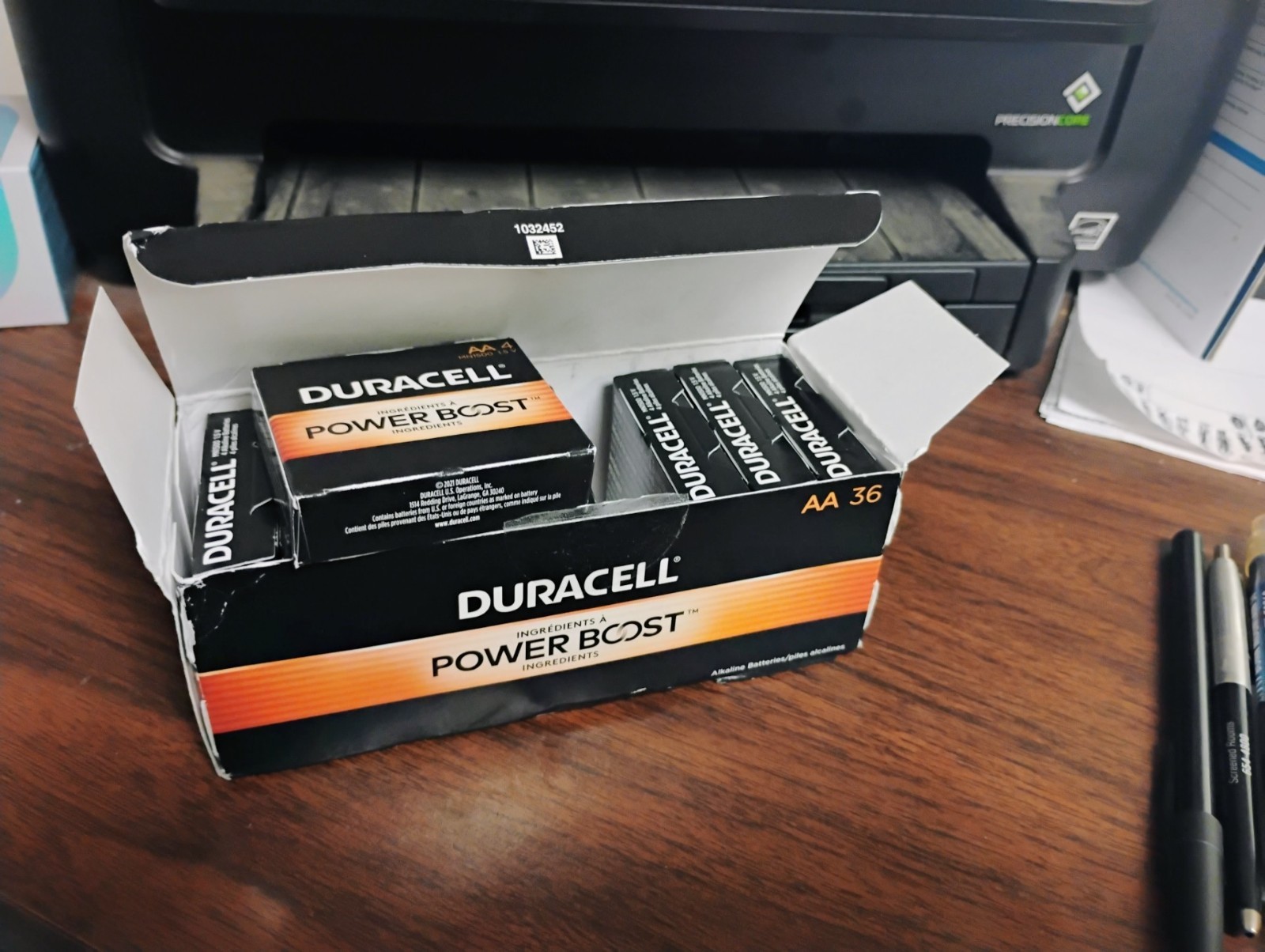 Duracell CopperTop Alkaline Batteries with Duralock Power Preserve Technology AA