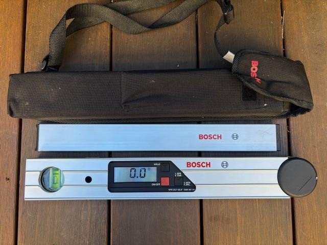 Bosch DWM 40 L Digital Mitre Angle Measurer Finder Protractor