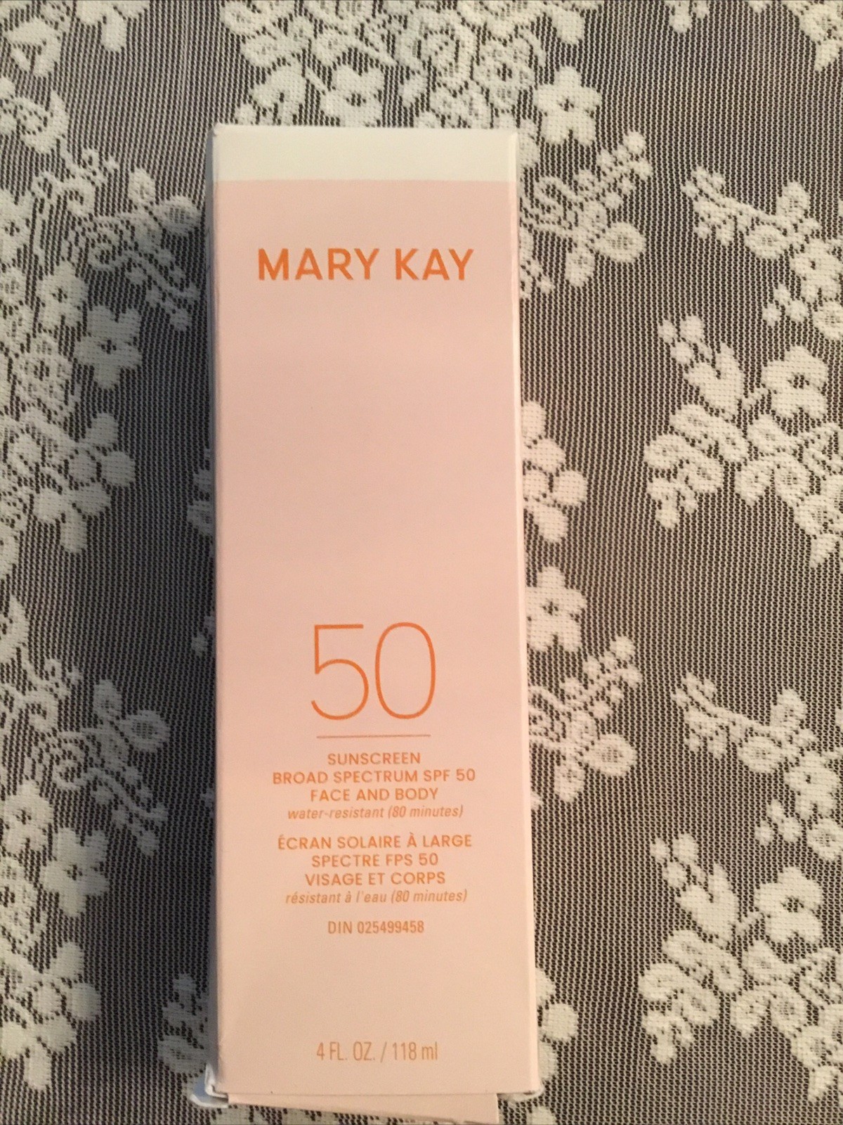 Mary Kay 50 Sunscreen Broad Spectrum Face & Body 4.0 Fl. Oz. SPF 50 NEW SEALED