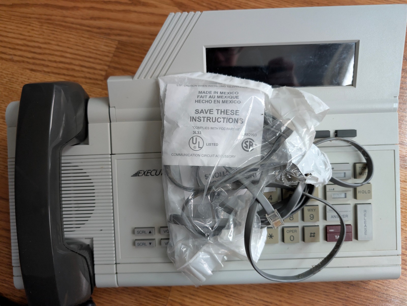 Executone Care Com IIE Console Control Station Model 36750-1