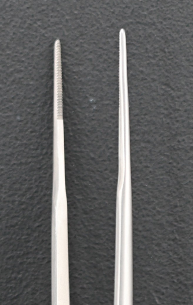 Jarit 285-128 Gerald Dressing Forceps, Serrated, STR, 9.25" - Ultrasonic Cleaned