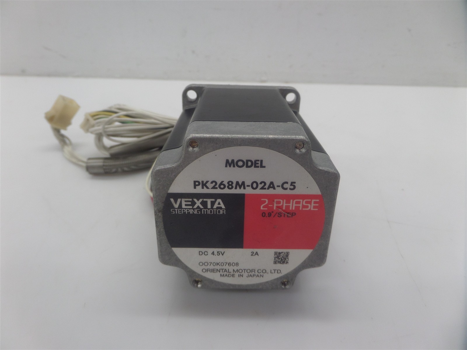 Vexta PK268M-02A-C5 2-Phase Stepping Motor