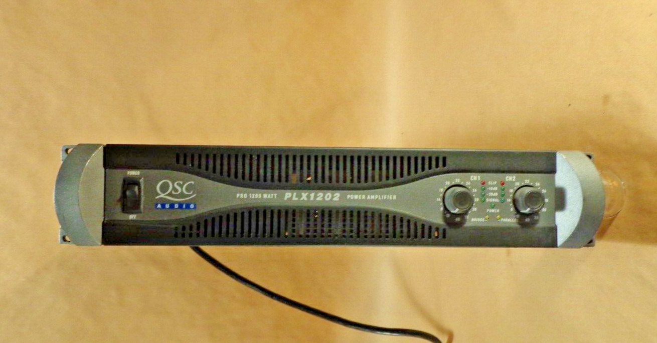 QSC PLX1202 PROFESSIONAL Stereo POWER AMPLIFIER 325 WATTS PER CHANNEL