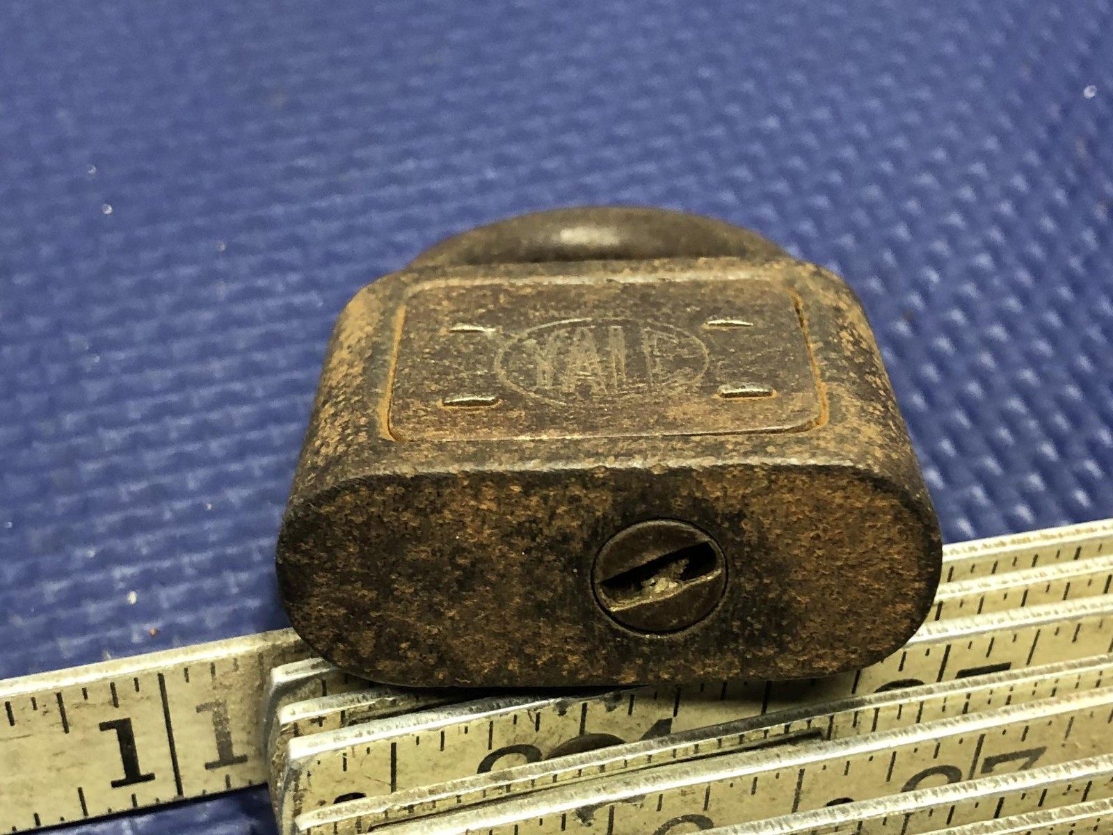 YALE Padlock pad lock vintage towne
