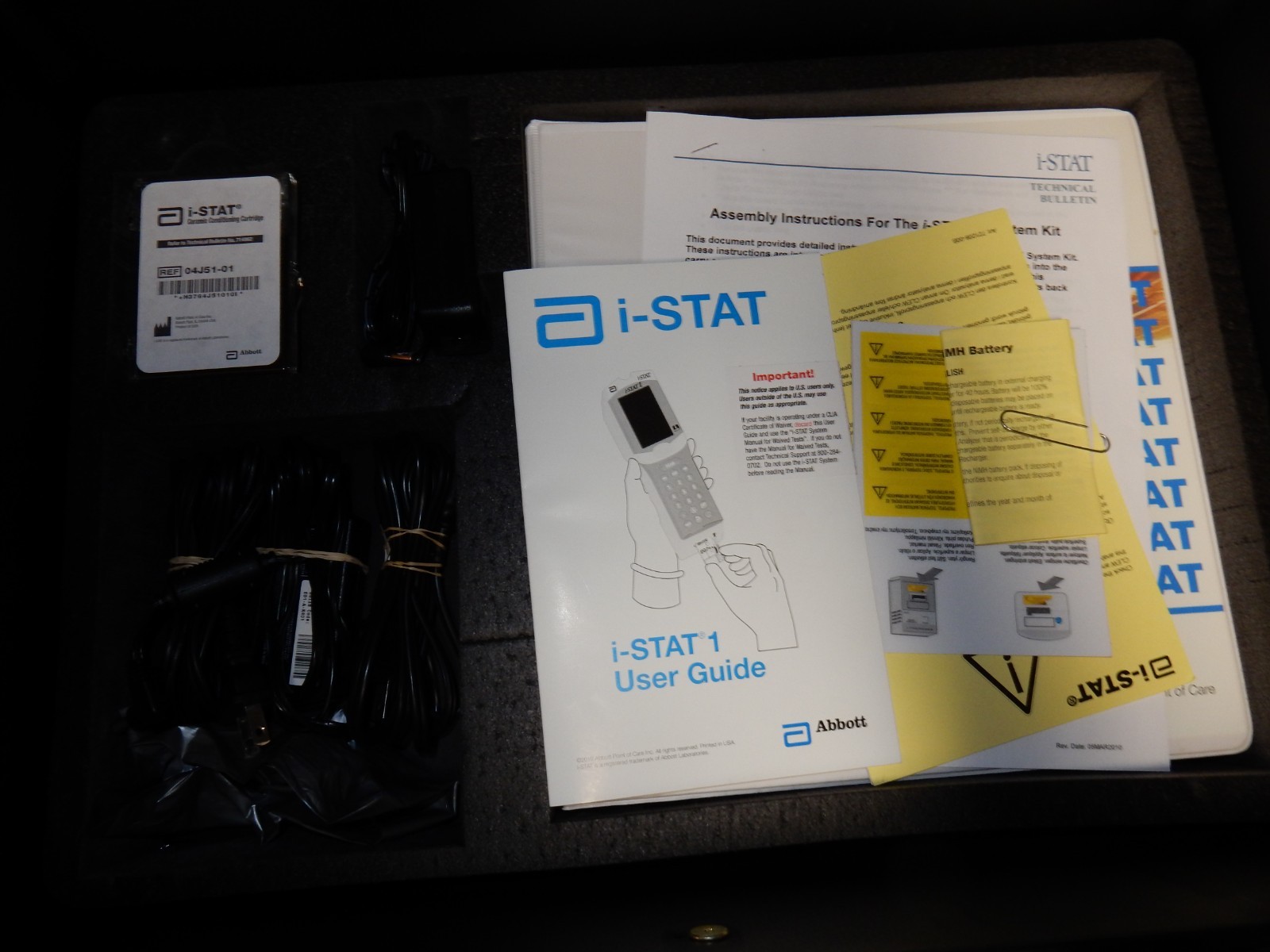 Abbott i-STAT 1 300 Chemistry Analyzer System Complete Set + Warranty