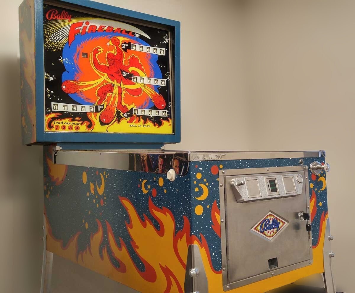 Gottlieb & Bally Pinballs