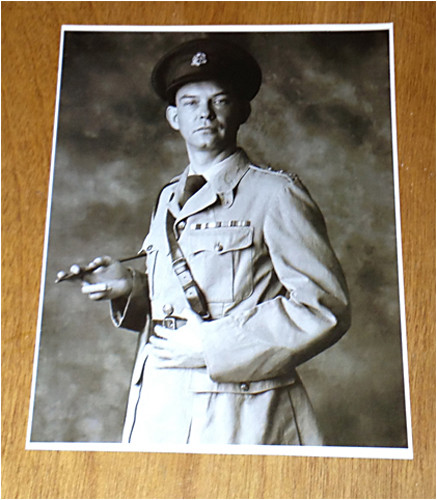 Elliot Spencer - Photo of Former Owner of the Hellraiser Puzzle Box - 4x6 Photo