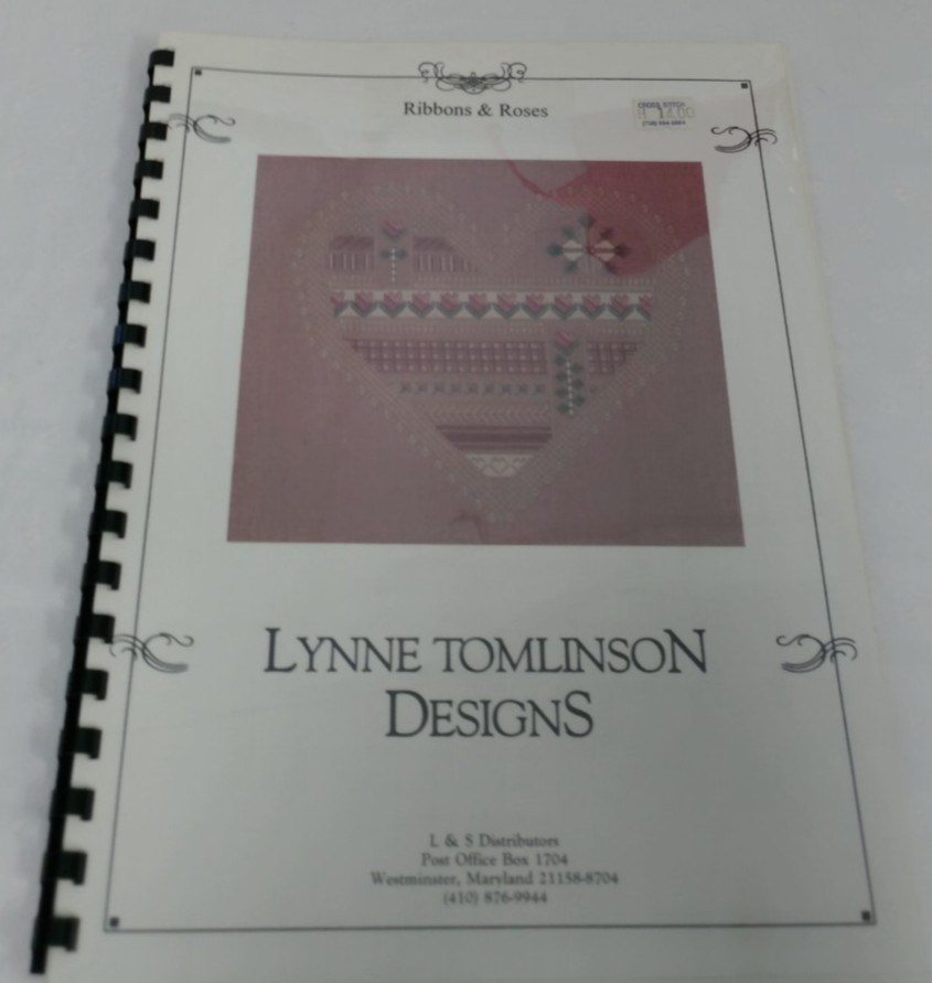 Ribbons & Roses Needlepoint Pattern Book Lynn Tomlinson Designs 1994