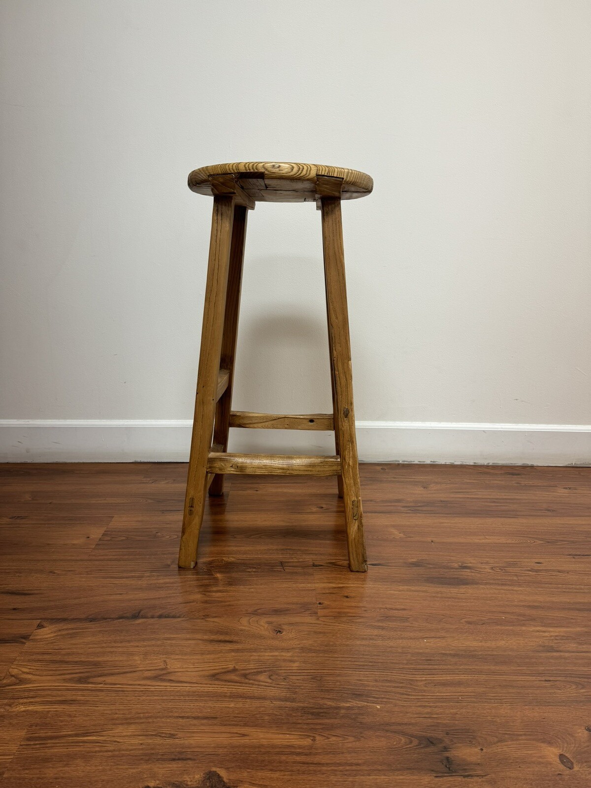 Tree root dining table +4 solid oak stools-Great used Condition