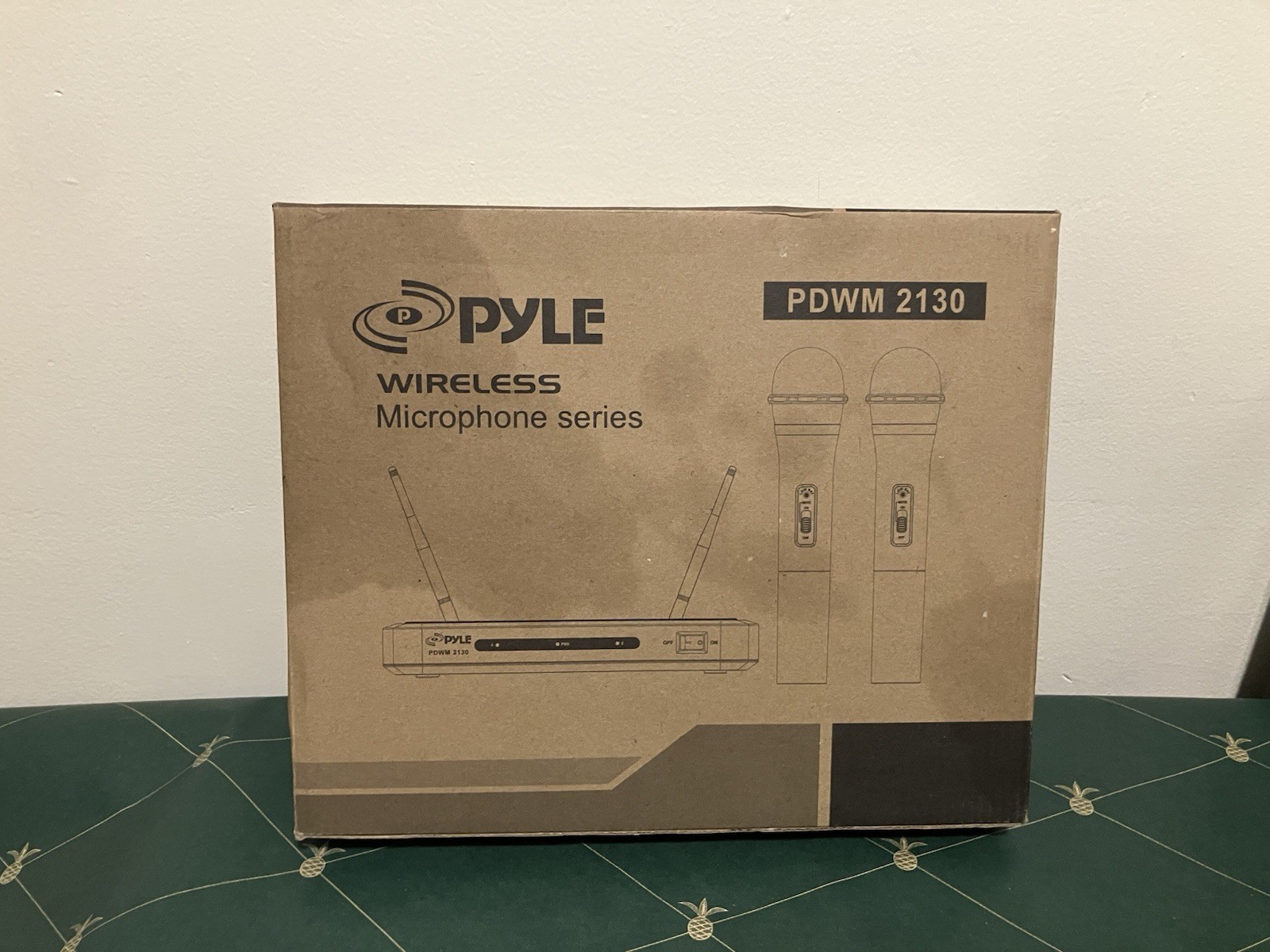 Pyle Wireless PDWM 2130 Microphone Series: Black, Open Box